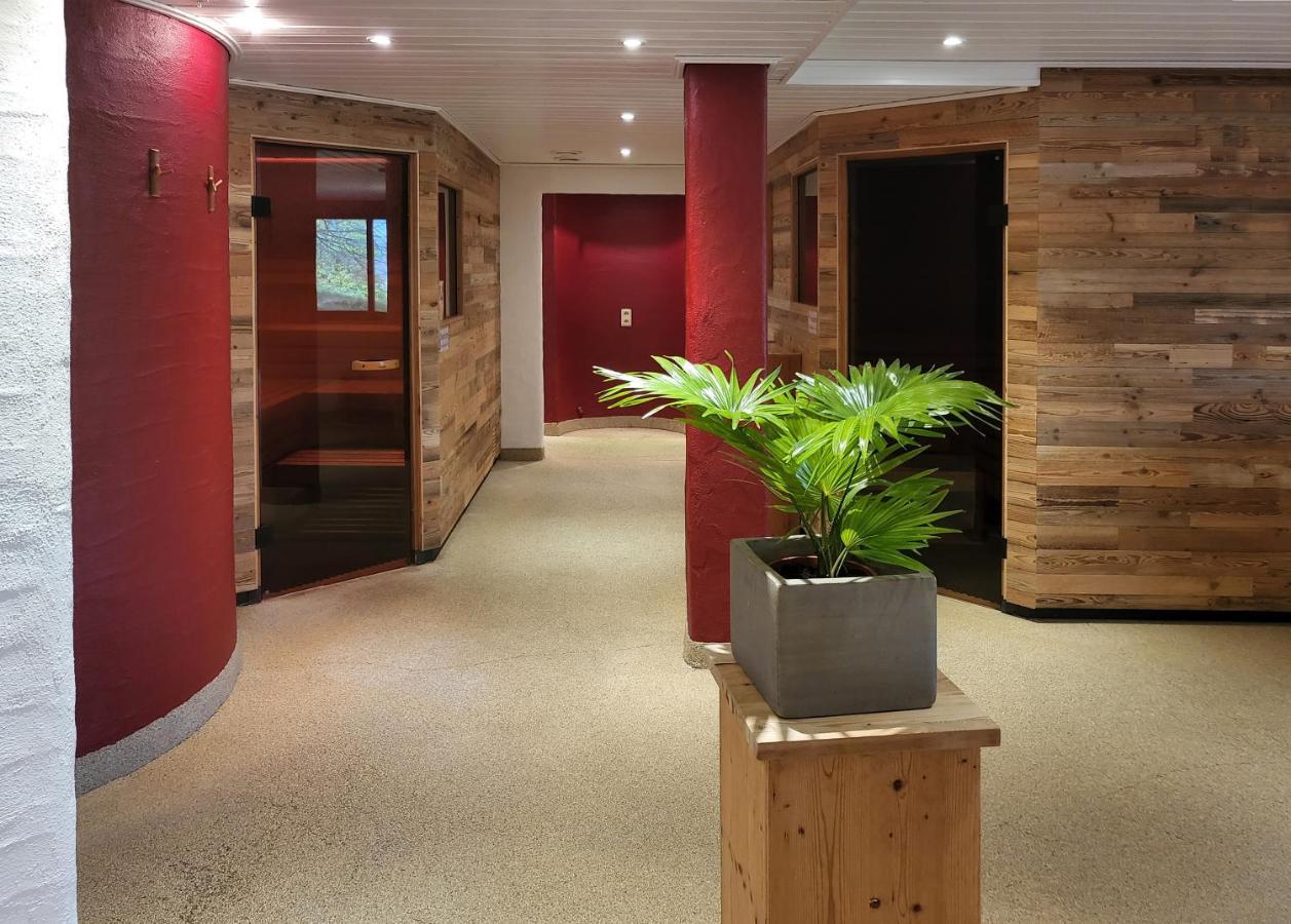 Cobbenrode Berghotel Habbel Und Die Welt Kann Warten מראה חיצוני תמונה